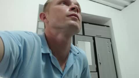 angel online show from March 9, 2025, 9:36 pm