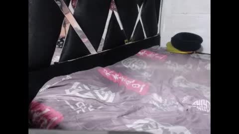 angel online show from September 12, 2025, 3:23 pm