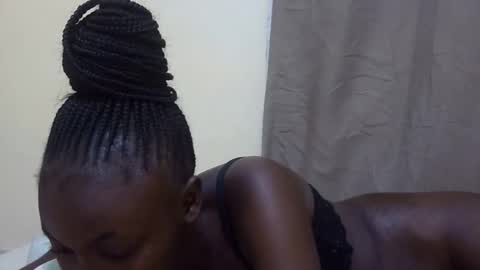 Snapshot of hot_melanie1 chatting on May 6, 2026, 6:02 pm hot_melanie1 online show from May 6, 2026, 6:02 pm