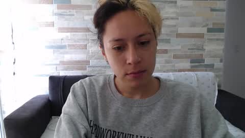 Snapshot of hot_mommymia chatting on September 26, 2025, 3:27 pm Mia online show from September 26, 2025, 3:27 pm