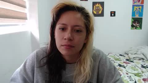 Snapshot of hot_mommymia chatting on October 13, 2025, 1:33 pm Mia online show from October 13, 2025, 1:33 pm