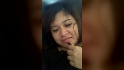 hot_phoenixx online show from March 18, 2026, 2:37 am