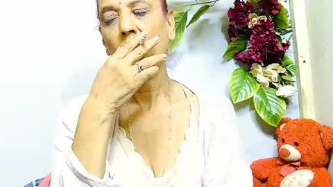 Snapshot of hot_queen58 chatting on June 24, 2026, 5:06 am hot queen online show from June 24, 2026, 5:06 am