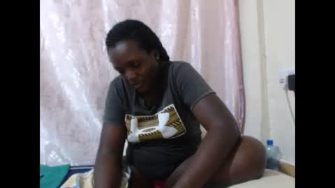 RAYLAH online show from March 11, 2026, 3:29 pm