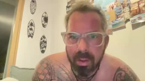 Snapshot of hot_sex83 chatting on October 15, 2025, 5:35 pm letmedoo2 online show from October 15, 2025, 5:35 pm