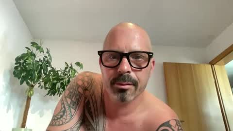 Snapshot of hot_sex83 chatting on July 4, 2026, 9:15 am letmedoo2 online show from July 4, 2026, 9:15 am