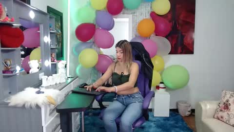 hot sexy bunny online show from October 1, 2025, 1:17 pm