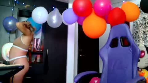 Snapshot of hot_sexy_bunny chatting on July 28, 2026, 7:04 pm hot sexy bunny online show from July 28, 2026, 7:04 pm
