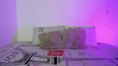 Snapshot of hot_sexy_lia chatting on January 13, 2026, 12:05 am online show from January 13, 2026, 12:05 am