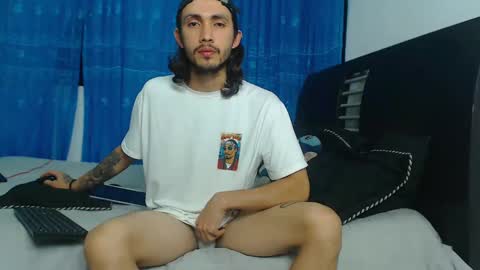 Hot Sharks   online show from September 14, 2025, 5:28 am