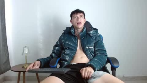 Snapshot of hot_teo1 chatting on May 20, 2026, 1:06 pm M A T E O online show from May 20, 2026, 1:06 pm