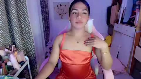 ZOE online show from April 22, 2026, 12:07 pm