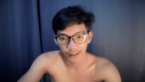 hotasian_jerome online show from February 16, 2026, 3:46 am