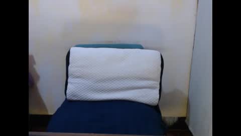 hotasianyue69 online show from February 24, 2026, 4:27 pm