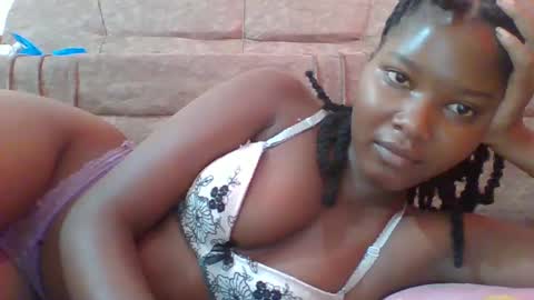 love online show from February 7, 2025, 8:01 am