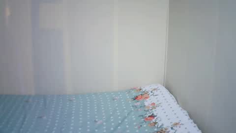 Lynn online show from February 19, 2025, 12:46 am