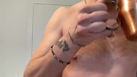 Snapshot of hotblondeguy69 chatting on October 27, 2025, 11:58 am hotblondeguy online show from October 27, 2025, 11:58 am