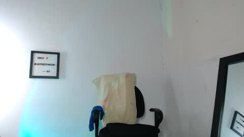 Alex Neon online show from September 11, 2025, 1:49 am