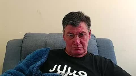 hotcam054 online show from April 23, 2026, 2:57 am