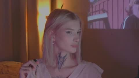 hotchubently online show from March 4, 2025, 3:59 pm