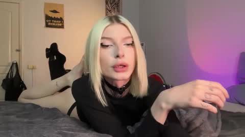 hotchubently online show from October 29, 2025, 6:26 am