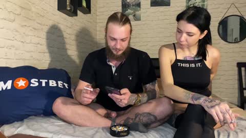 YounHotCouple online show from December 30, 2024, 1:03 pm