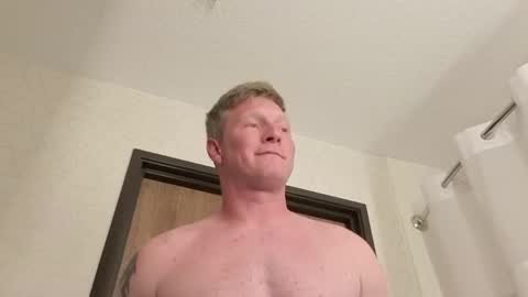 hotdadforyou online show from April 4, 2026, 11:13 pm