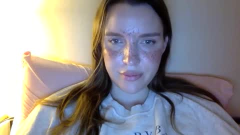 Snapshot of hoteffy chatting on May 22, 2026, 10:04 pm effy online show from May 22, 2026, 10:04 pm