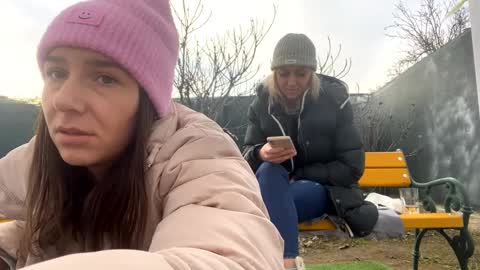 Anna online show from December 18, 2024, 1:12 pm