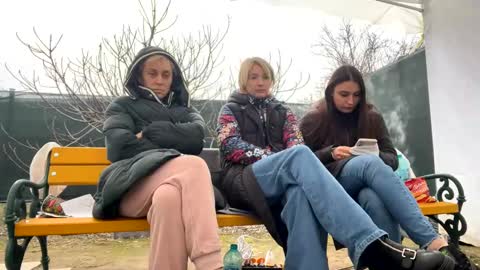 Anna online show from February 8, 2025, 1:44 pm