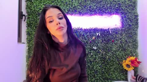 hotfallingdevil online show from December 17, 2025, 5:46 am