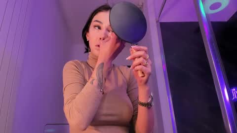 hotfallingdevil online show from March 13, 2026, 5:36 am