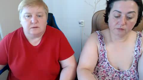 Snapshot of hotfiremommy chatting on July 29, 2026, 5:00 pm LimonkaFire online show from July 29, 2026, 5:00 pm