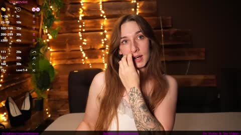 hotfrecklesgirl online show from October 21, 2025, 11:11 am