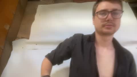 William online show from June 26, 2026, 7:13 am