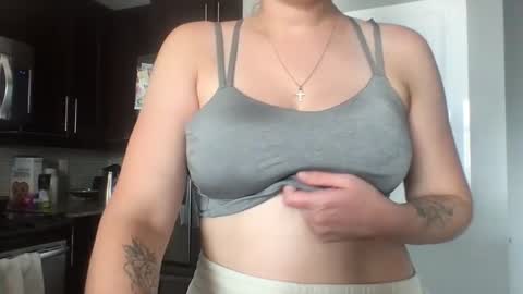 hotgirlbigbutt online show from September 9, 2025, 9:14 pm