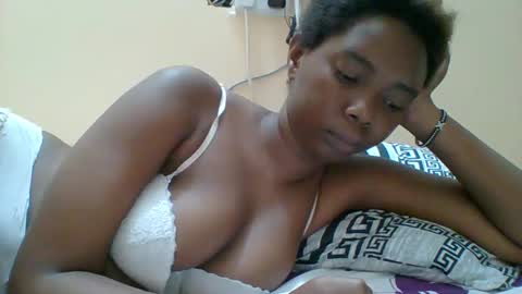 Queen online show from September 22, 2025, 9:06 pm