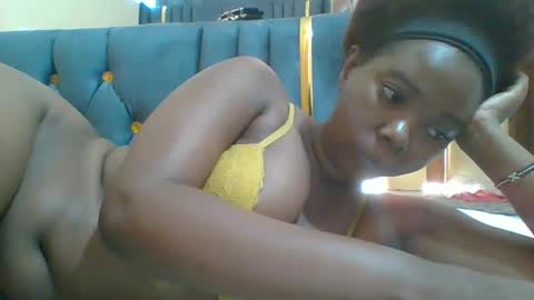 Snapshot of hotgodees chatting on May 24, 2026, 8:19 am Queen online show from May 24, 2026, 8:19 am