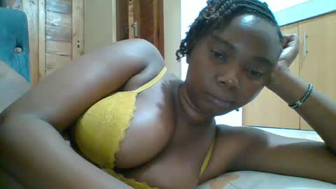 Snapshot of hotgodees chatting on July 3, 2026, 5:41 pm Queen online show from July 3, 2026, 5:41 pm