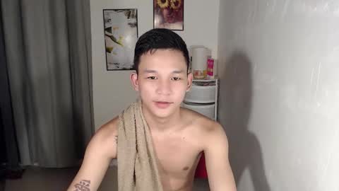 Snapshot of hotguy0503 chatting on October 18, 2025, 6:41 pm hotguy0503 online show from October 18, 2025, 6:41 pm