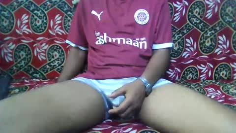 Snapshot of hotguyy001 chatting on June 1, 2026, 5:09 am hotguyy001 online show from June 1, 2026, 5:09 am