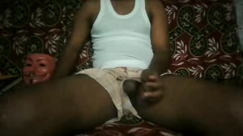 hotguyy001 online show from July 7, 2026, 4:59 am