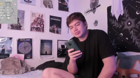 Sam and Nico online show from January 26, 2025, 12:37 am