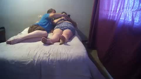 hothouse18xxx online show from January 1, 2025, 7:52 am