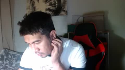 Snapshot of hothunkybear23 chatting on December 15, 2025, 1:48 pm Khel online show from December 15, 2025, 1:48 pm