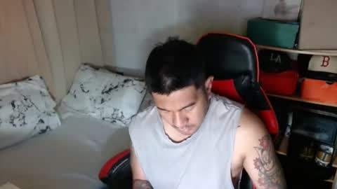 Snapshot of hothunkybear23 chatting on December 22, 2025, 1:46 am Khel online show from December 22, 2025, 1:46 am