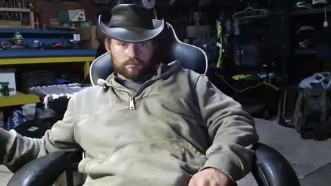 TW28 online show from November 9, 2025, 3:54 pm