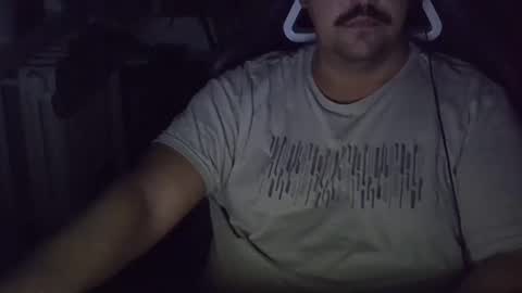 hoticefountain online show from December 3, 2025, 11:47 pm