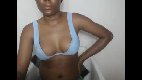 hotjessie0 online show from January 21, 2025, 10:08 am