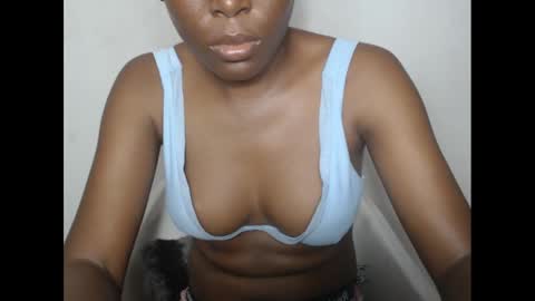 hotjessie0 online show from March 5, 2025, 7:49 am